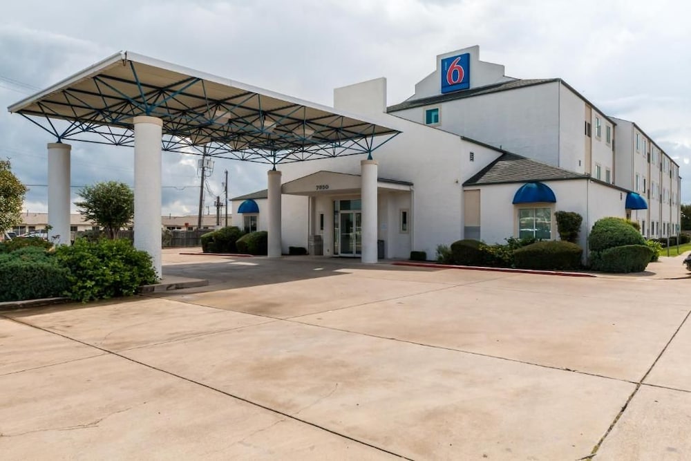 Motel6 San Antonio, TX - South 45/58