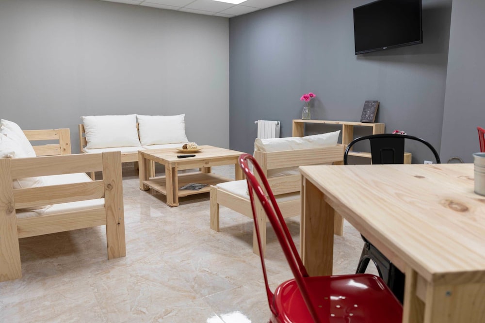 Albergue Alda Estella Hostel 48/61