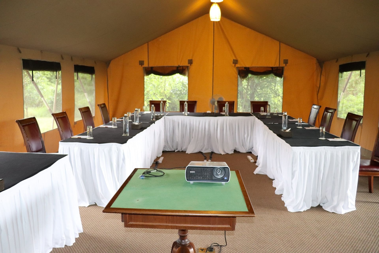 Lake Elmenteita Serena Camp 14/50
