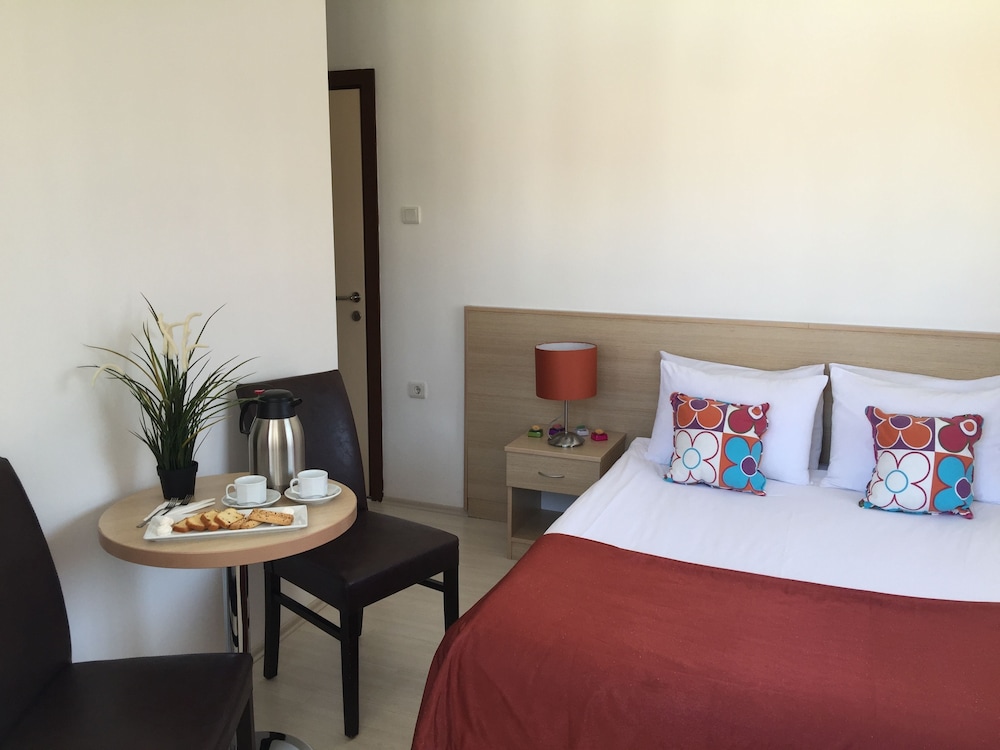 Payidar Hotel 7/41