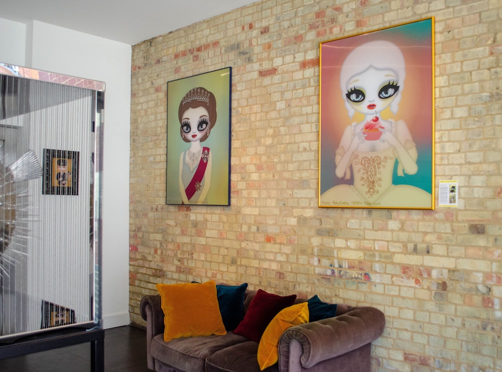 The Rosebery 22/41