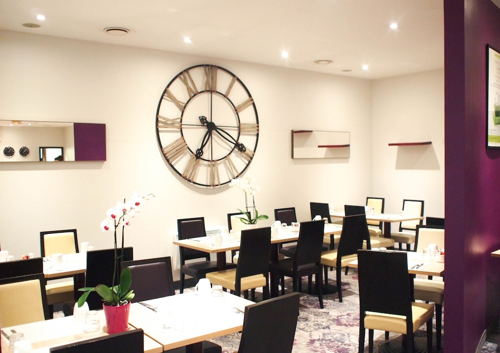 Mercure Angers Centre Gare Hotel 55/72