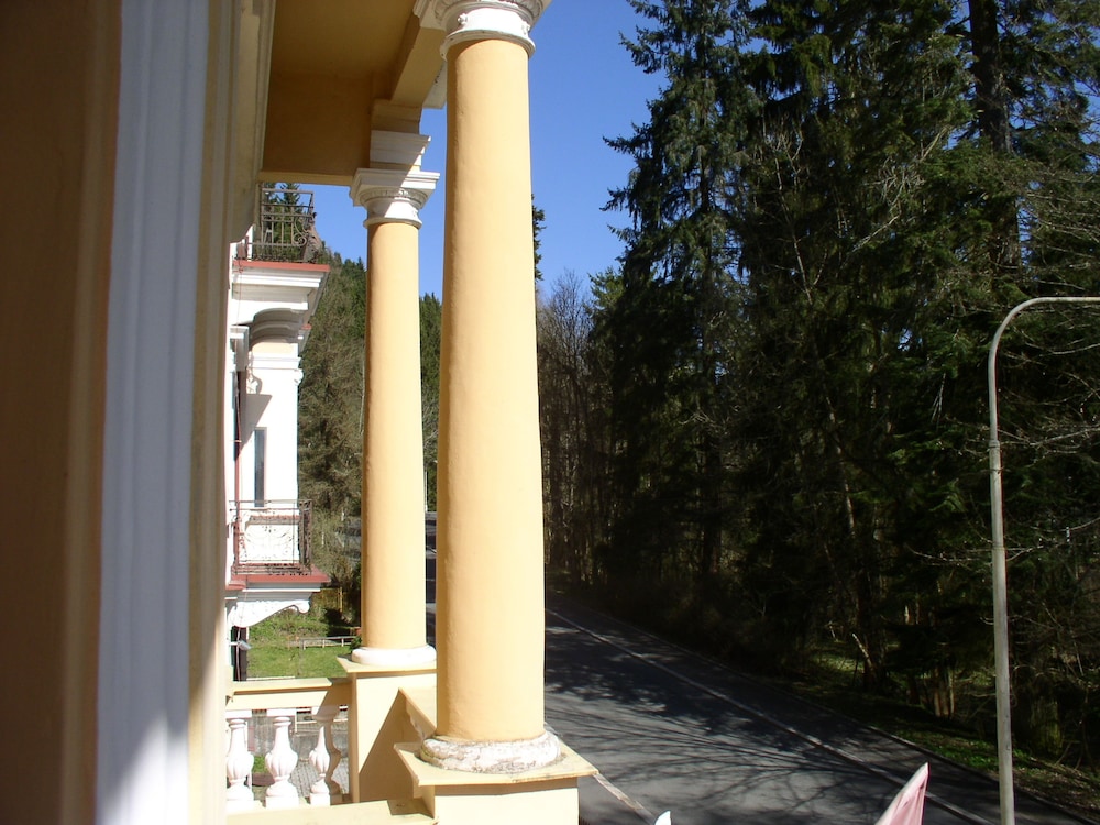 Villa Gloria 47/57