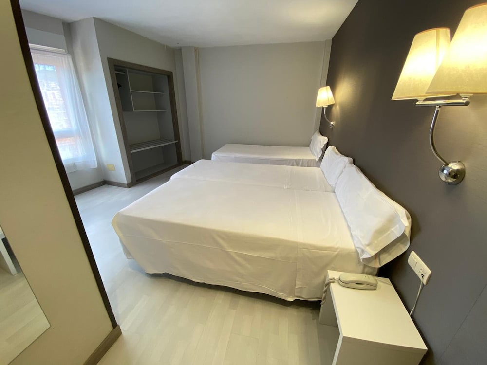 Hotel Bilbi 12/57