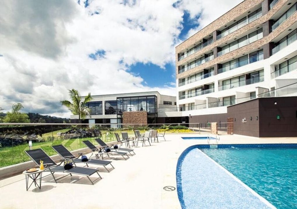 Hotel Lagoon Llanogrande 48/53