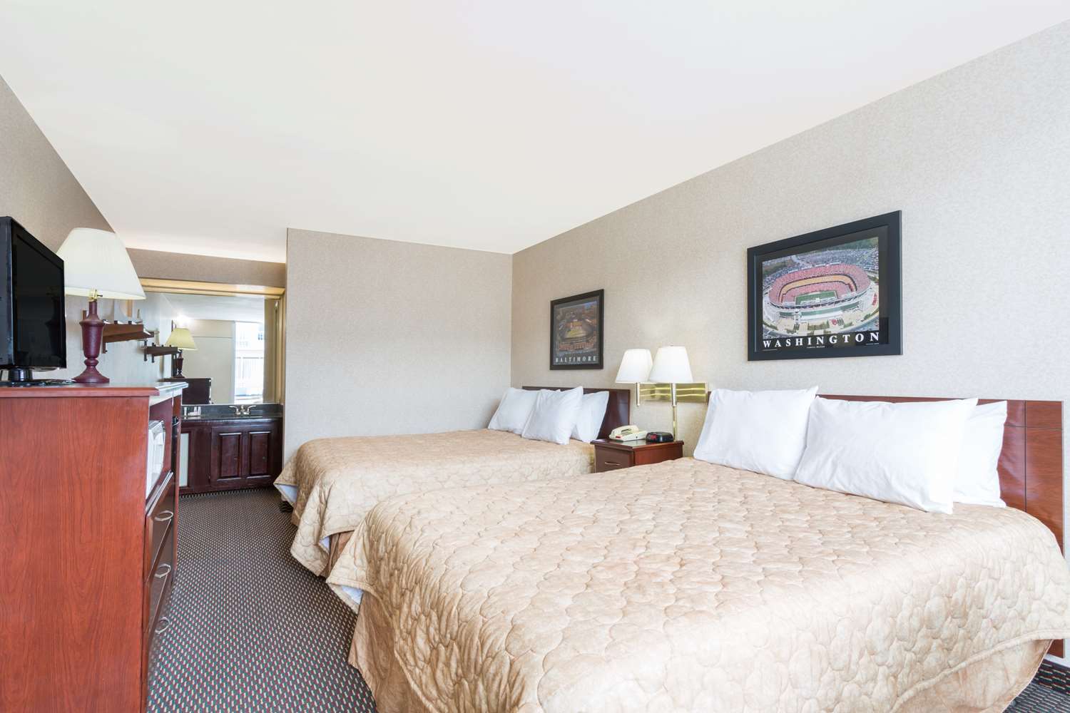 Ramada Limited Norfolk 4/16