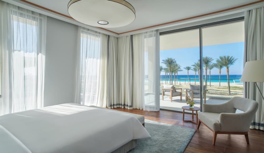 Palace Beach Resort 16/49