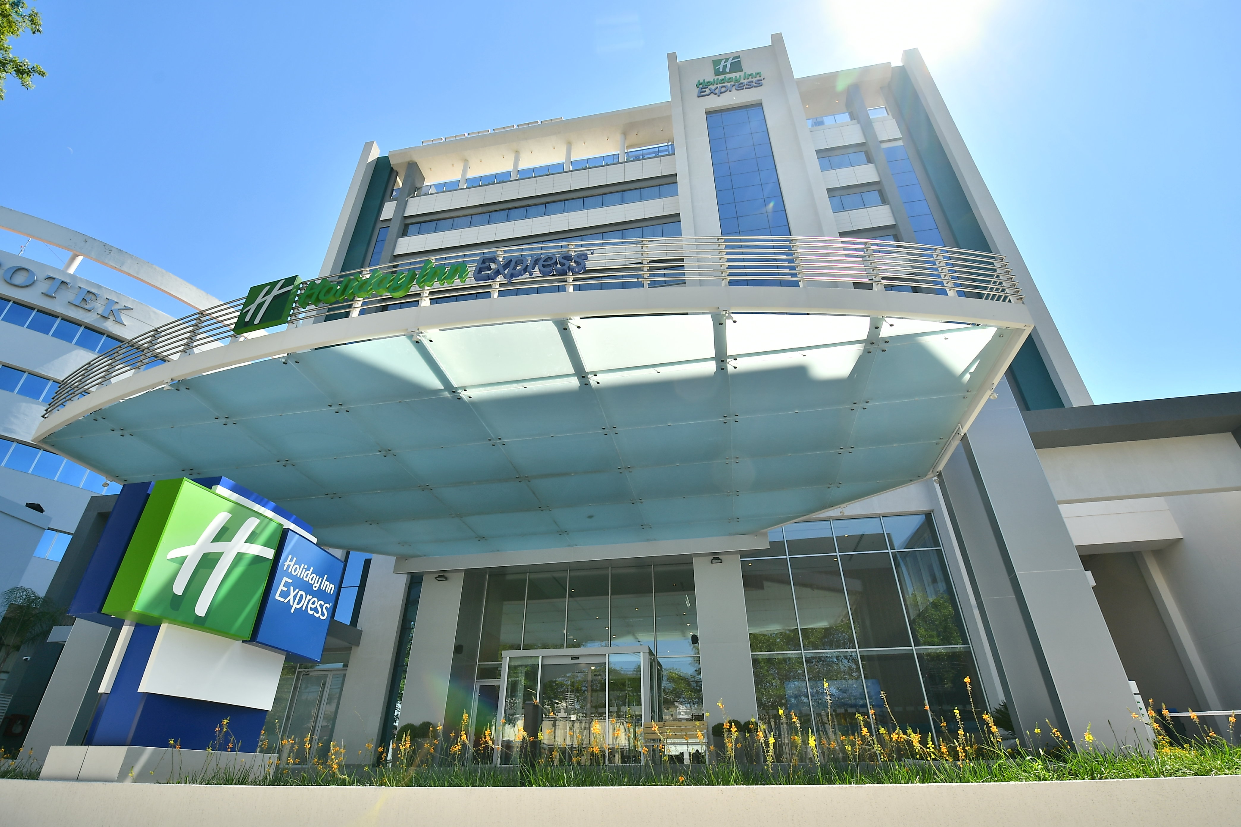 Holiday Inn Express Asuncion Aviadores 10/79