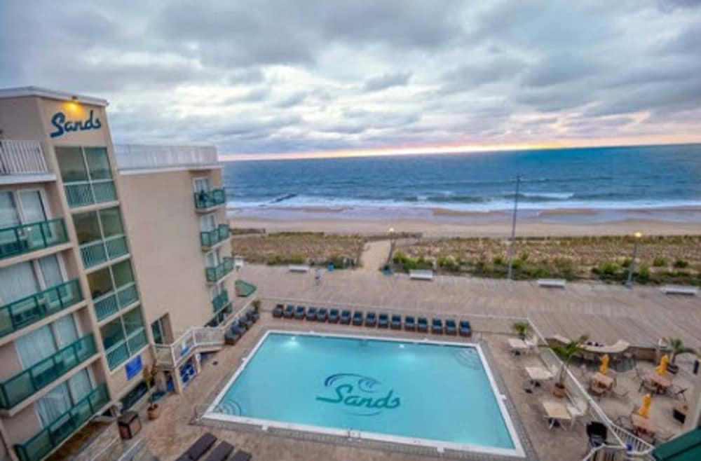 Atlantic Sands Hotel Conference Center 35/66