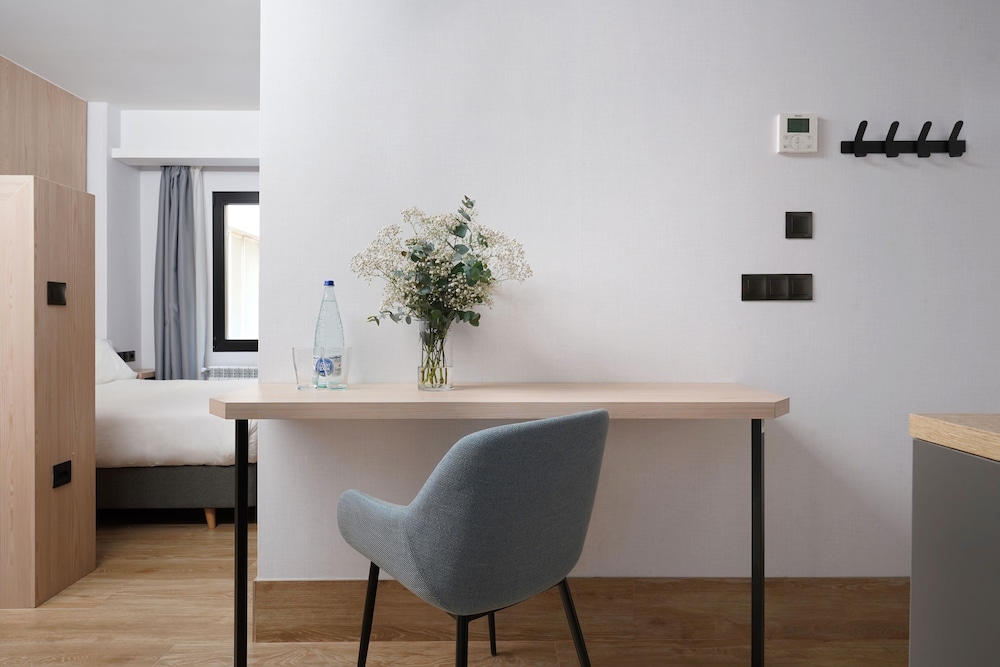 Numa Goya Rooms and Apartments 6/47