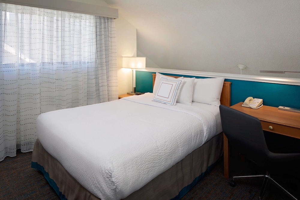 Residence Inn by Marriott Shelton-Fairfield County 6/30