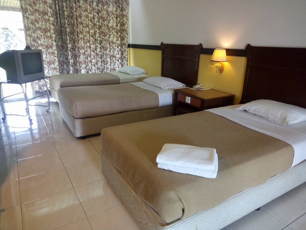 Motel Desa 11/36