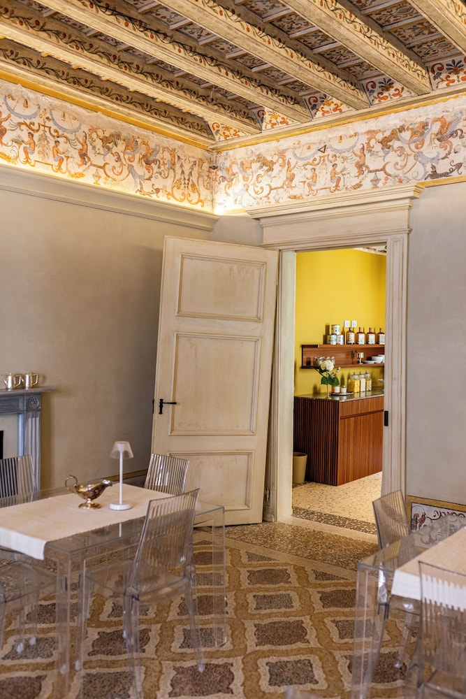 Palazzo Fauzone Relais 3/50