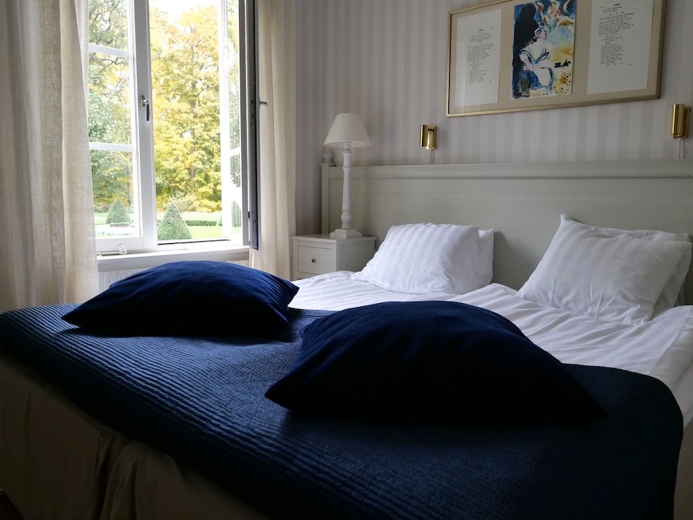 Sodertuna Slott 17/42
