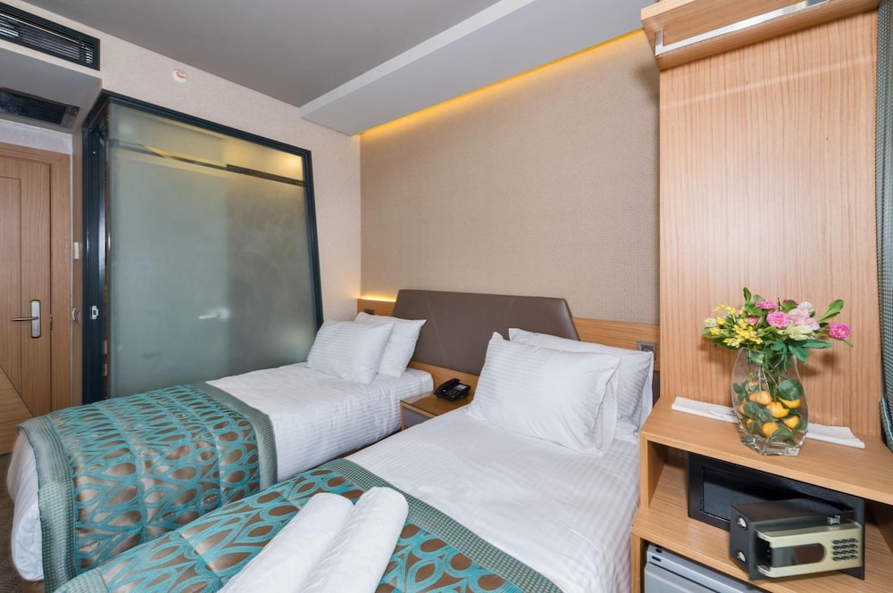 Room at Genova Hotel Spa, ISTANBUL