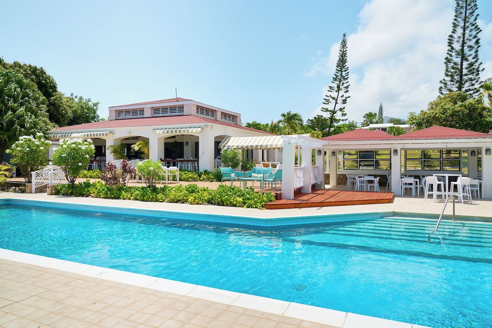 Mount Nevis Hotel and Beach Club 4/72
