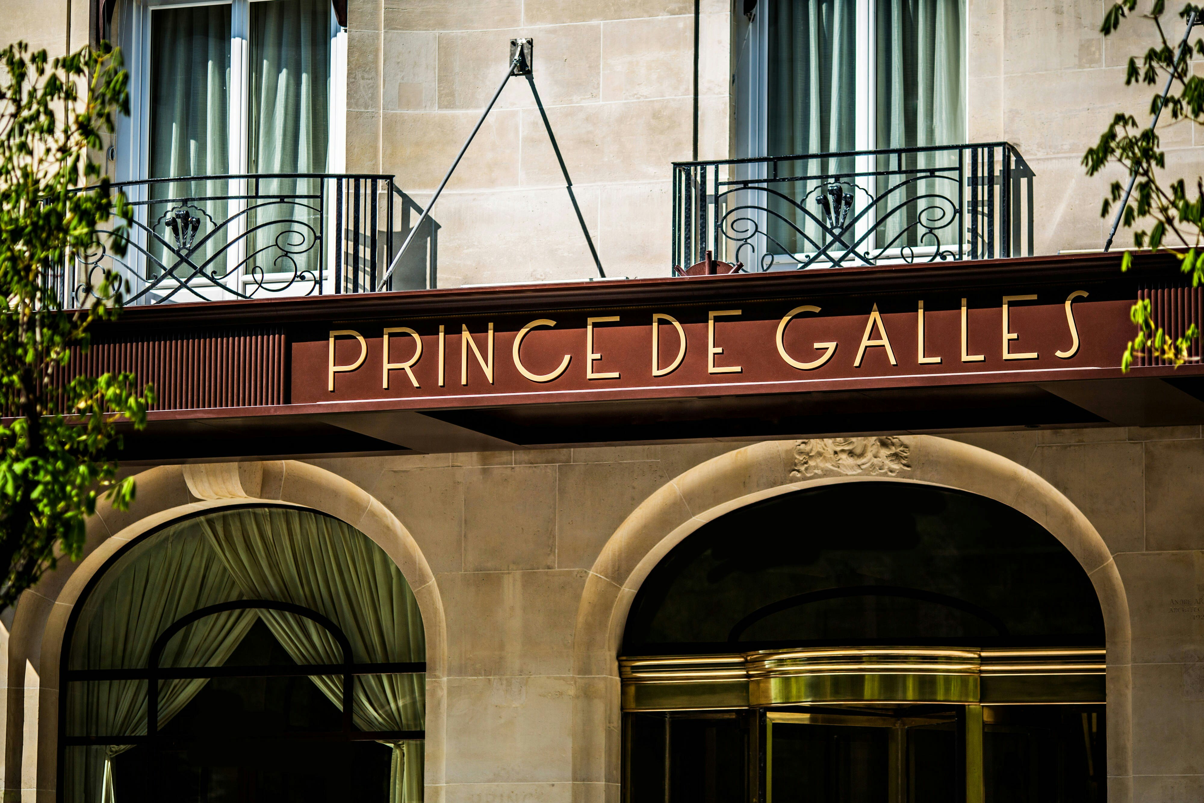 Prince de Galles A Luxury Collection Hotel Paris in PARIS