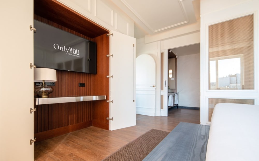 Only YOU Hotel Valencia (ex Ayre Astoria Place) 9/72