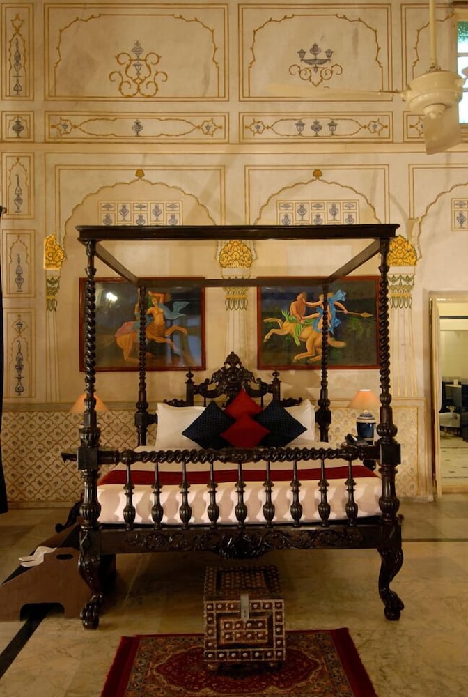 Laxmi Niwas Palace 3/65