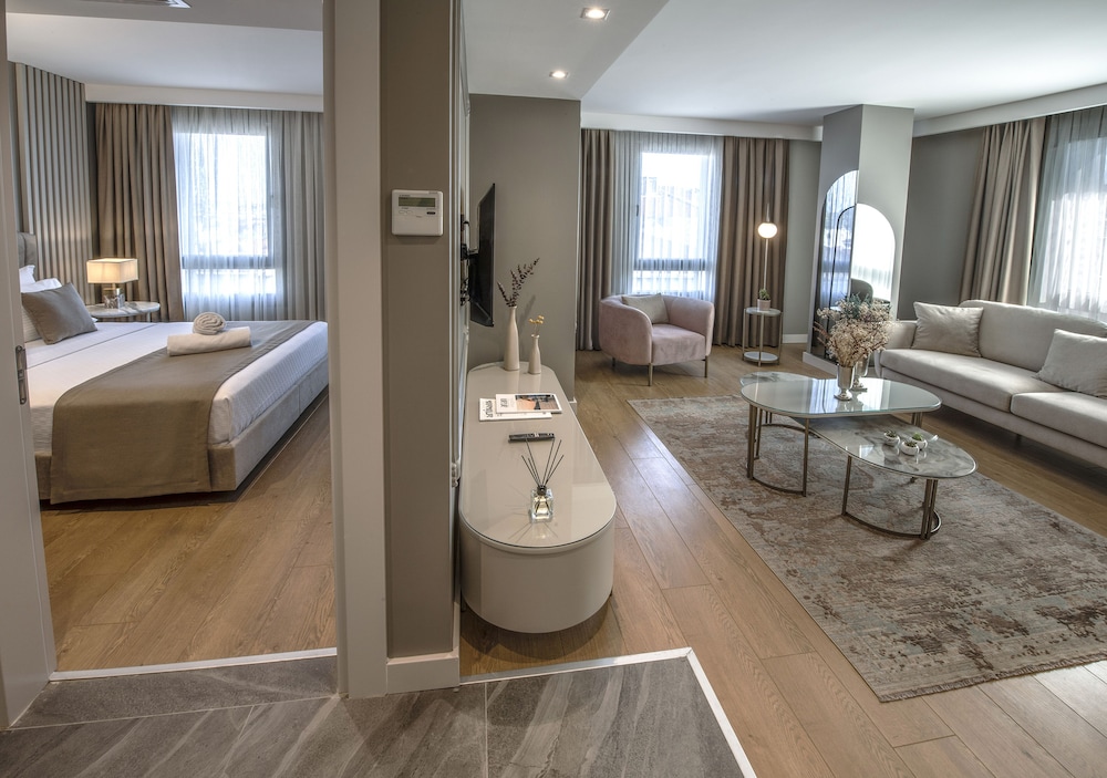 Valente Suites Hotel 29/30