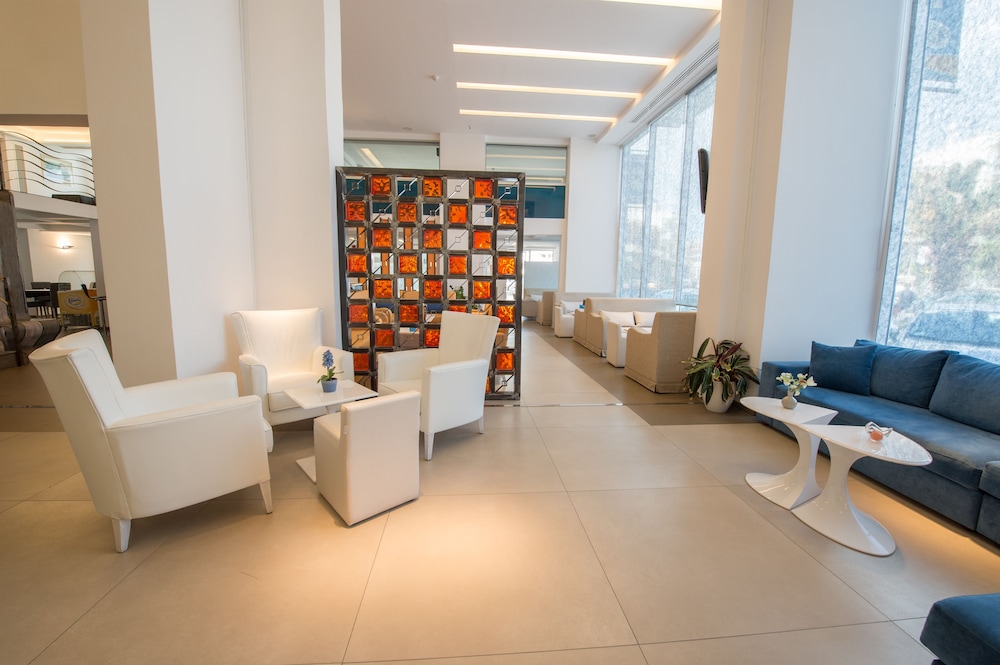 Astron Hotel 27/50