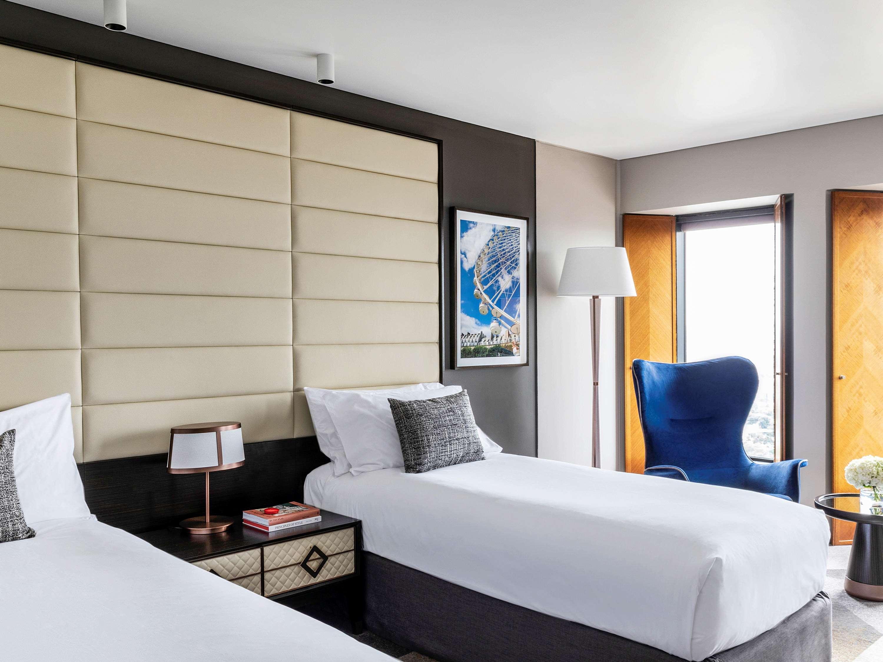 SUPERIOR, TWIN BEDS