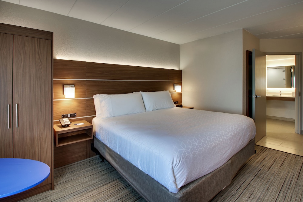 Holiday Inn Express Atlantic City W Pleasantville Ex Comfort Inn Suites West Atlantic City 20/70
