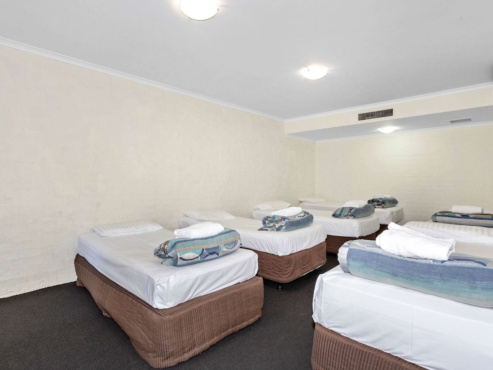 Ibis Styles Canberra Eaglehawk 25/65