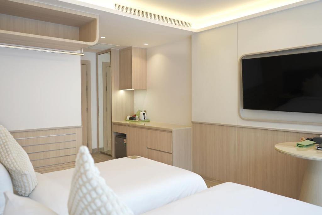 Plus, Superior، Wyndham Garden Naithon Phuket 3/4