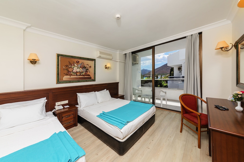 Kaya Maris Hotel 13/50
