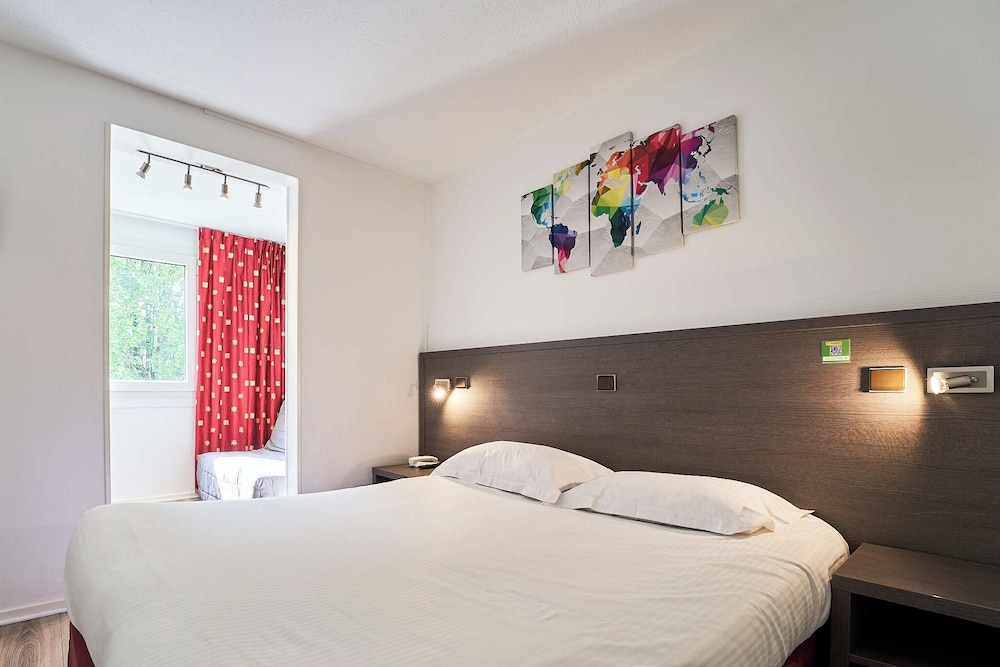 Balladins Dijon Marsannay Hotel 24/67