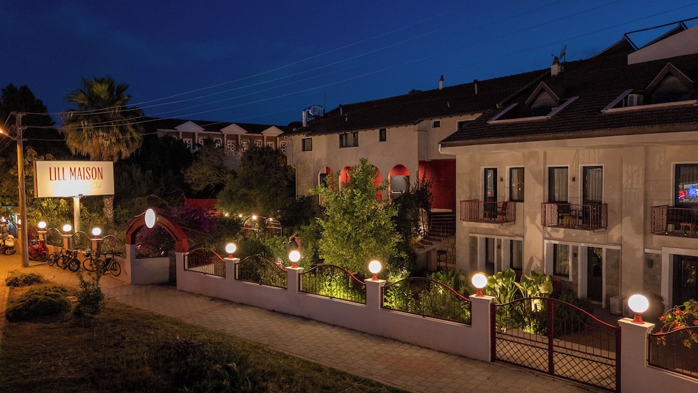 Akkent Garden Hotel 5/63