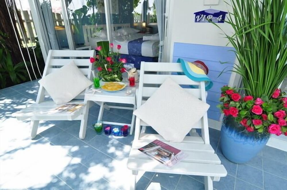 Blue Sky Resort 25/50