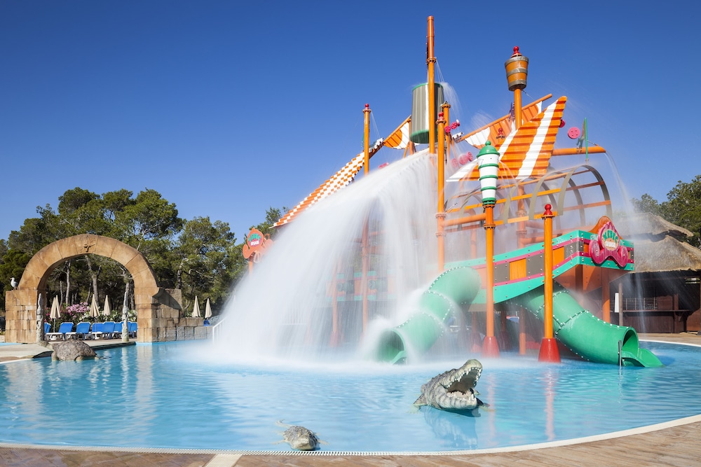 Invisa Hotel Club Cala Blanca 7/44