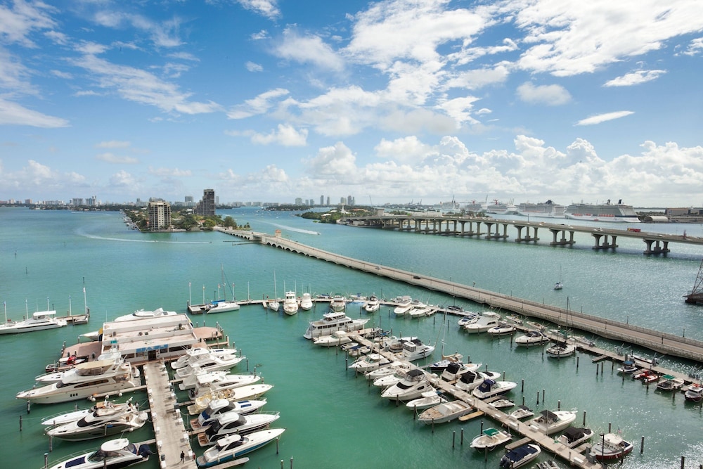 Miami Marriott Biscayne Bay 46/50