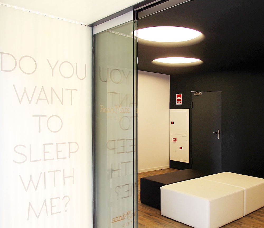 Room Mate Pau 9/67