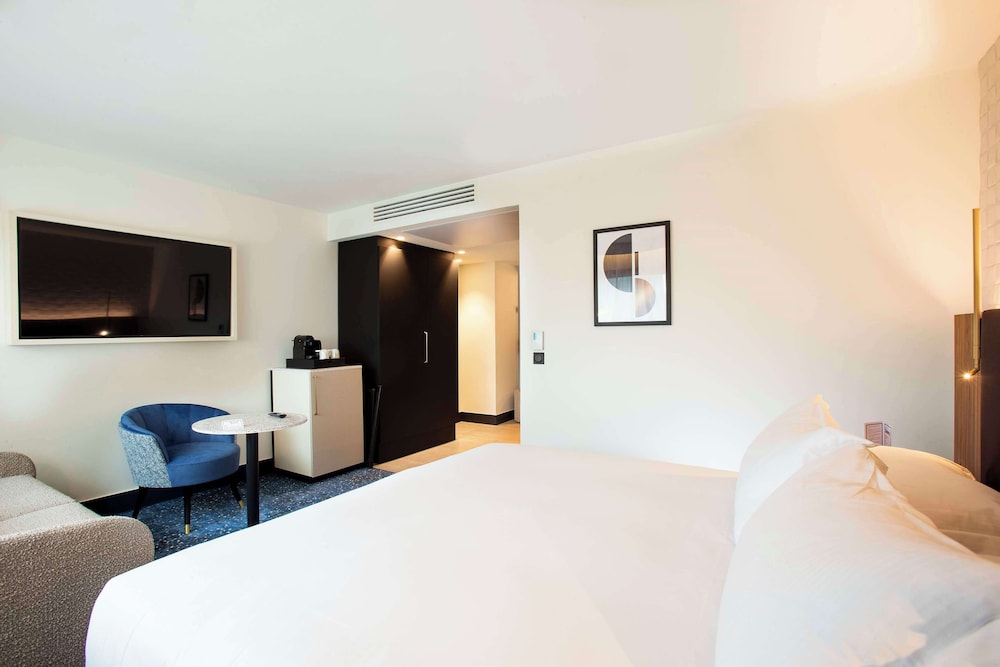 Room, Twin Beds