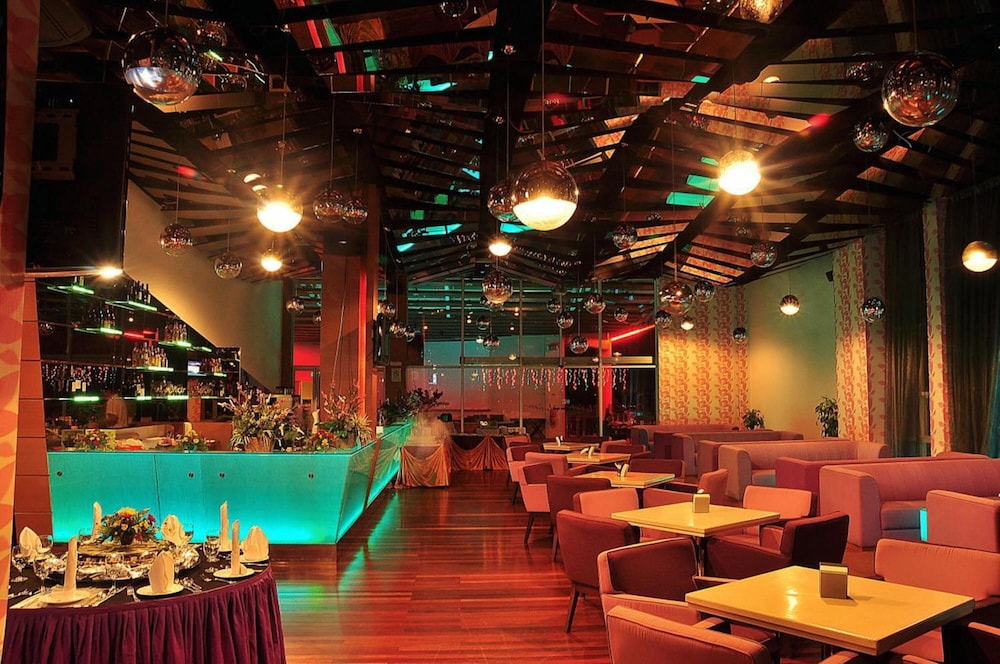 Courtyard Hotel At 1borneo 44/59
