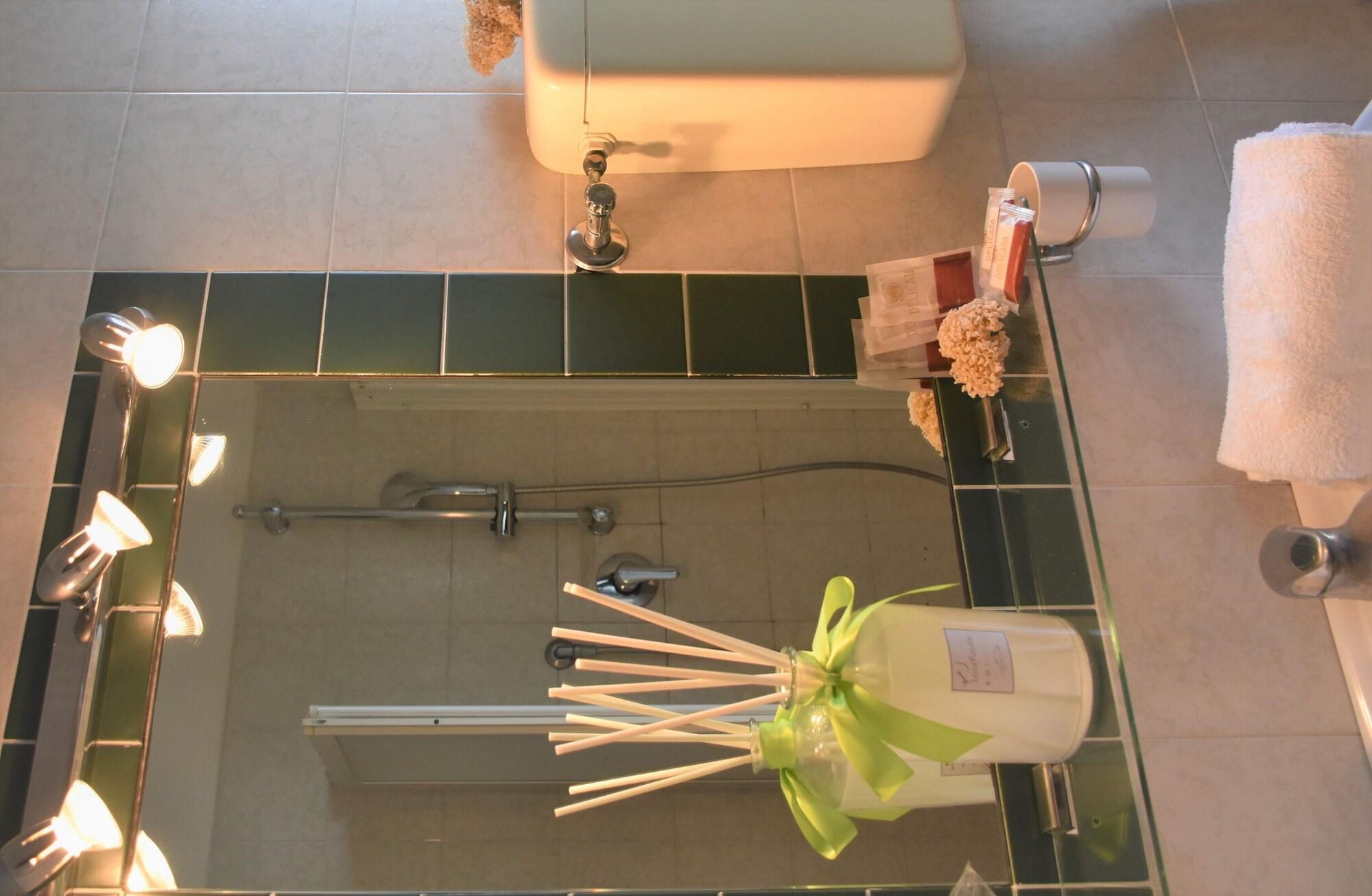 Hotel Delaville Frontemare 5/50