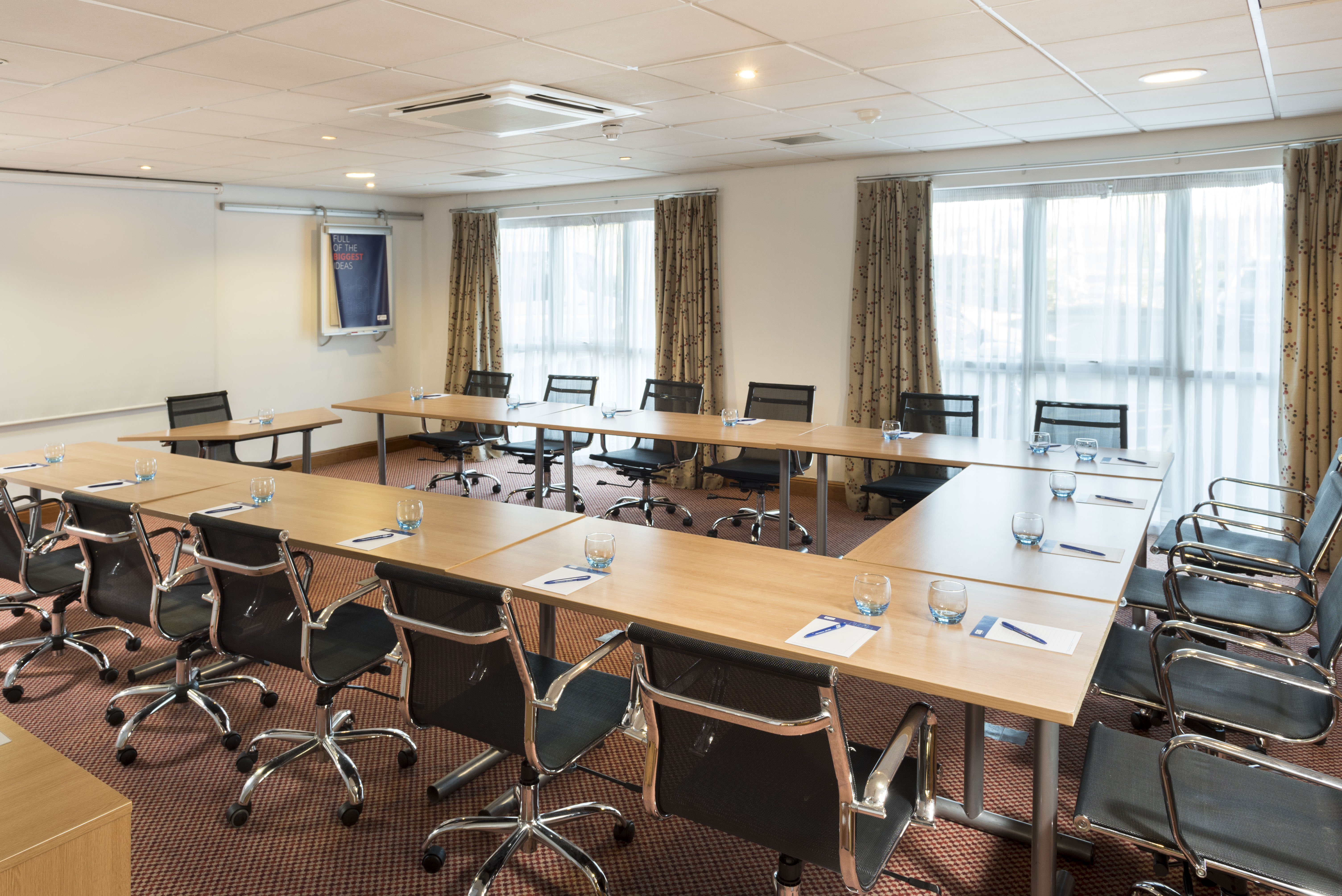 Holiday Inn Express Birmingham - Star City 51/61
