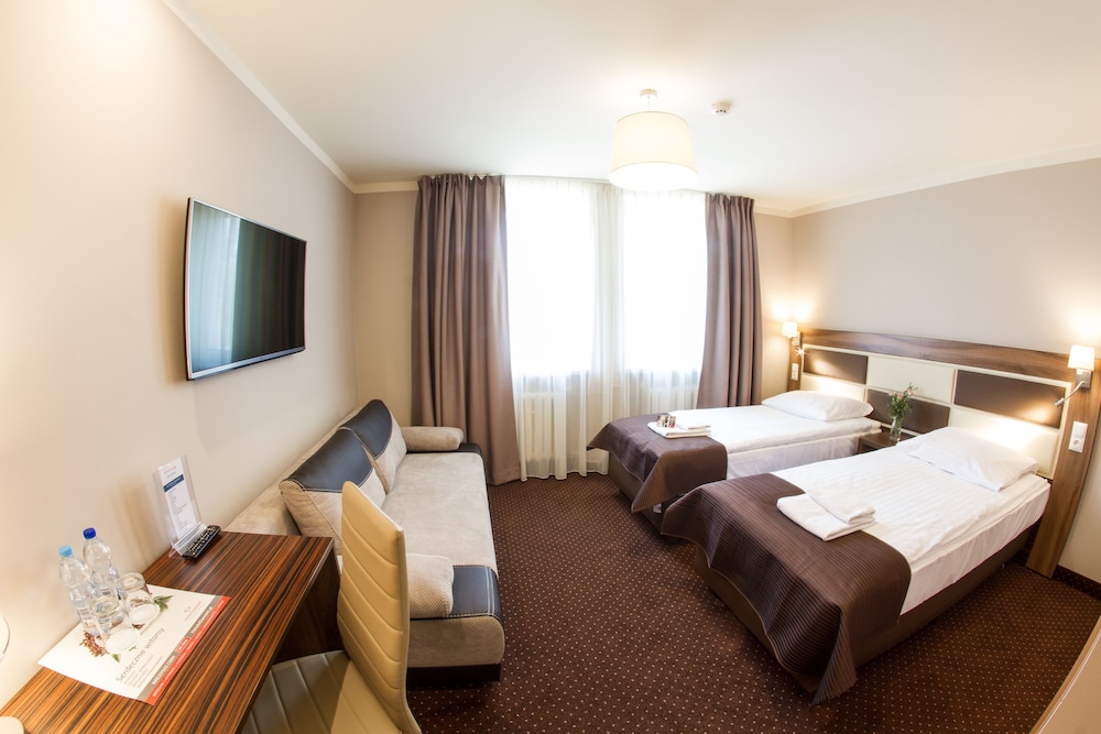 Hotel Diament Zabrze 11/66
