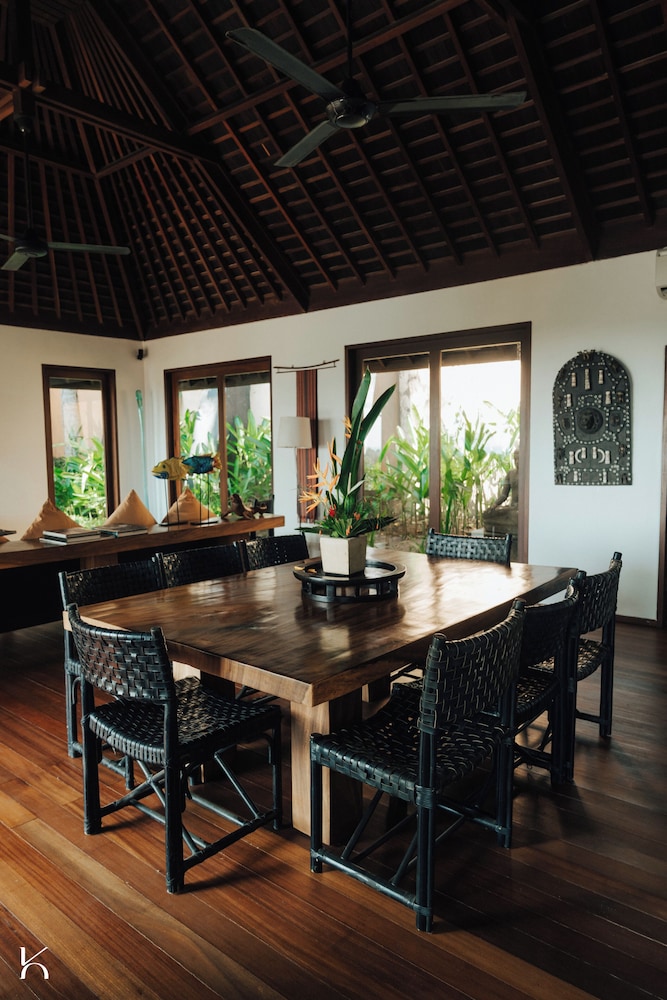 Qunci Villas Resort 57/65