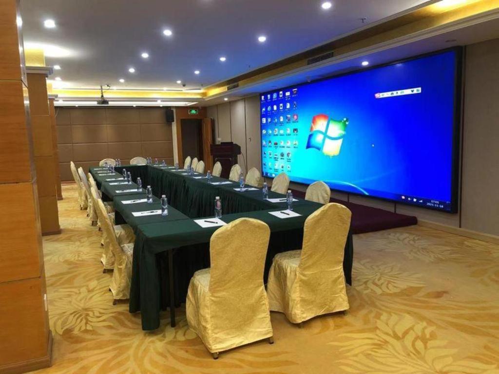 Vienna Hotel Guangzhou Luochongwei Passenger Station 38/43