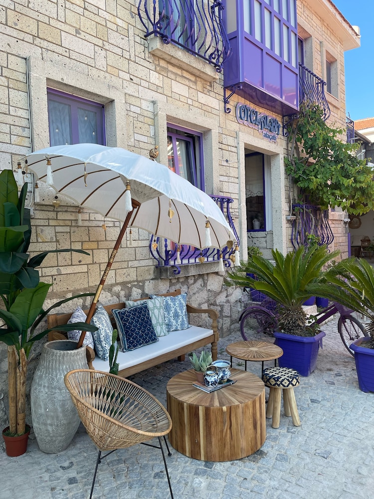 Alba Otel Alacati 41/50