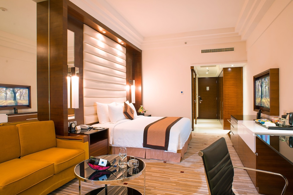 Royal Halong Hotel 19/70