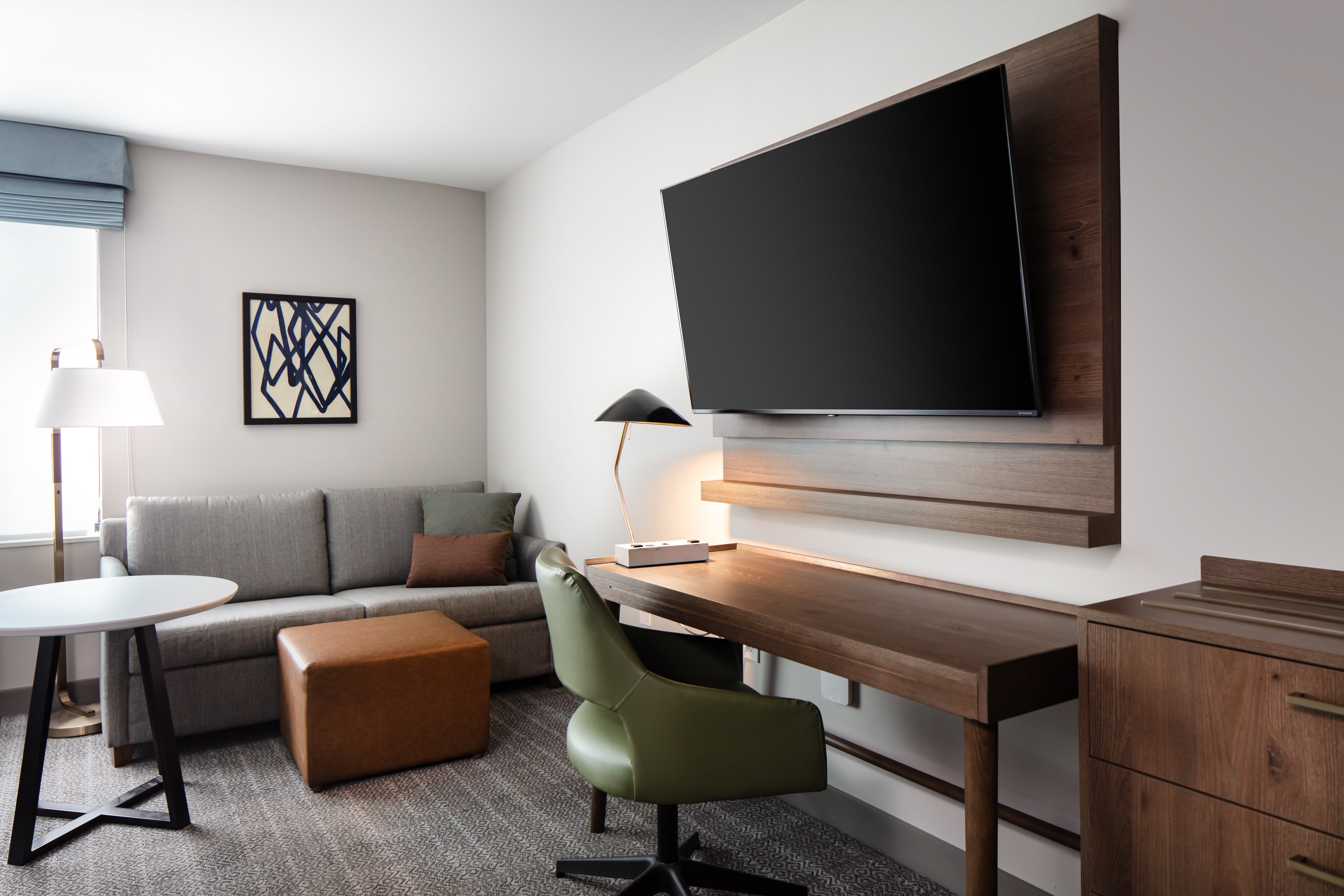 Staybridge Suites Iowa City Coralville 32/50