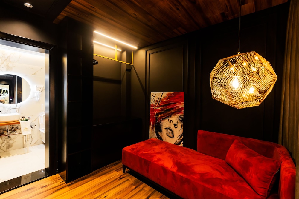 La Suite Boutique Hotel 44/58