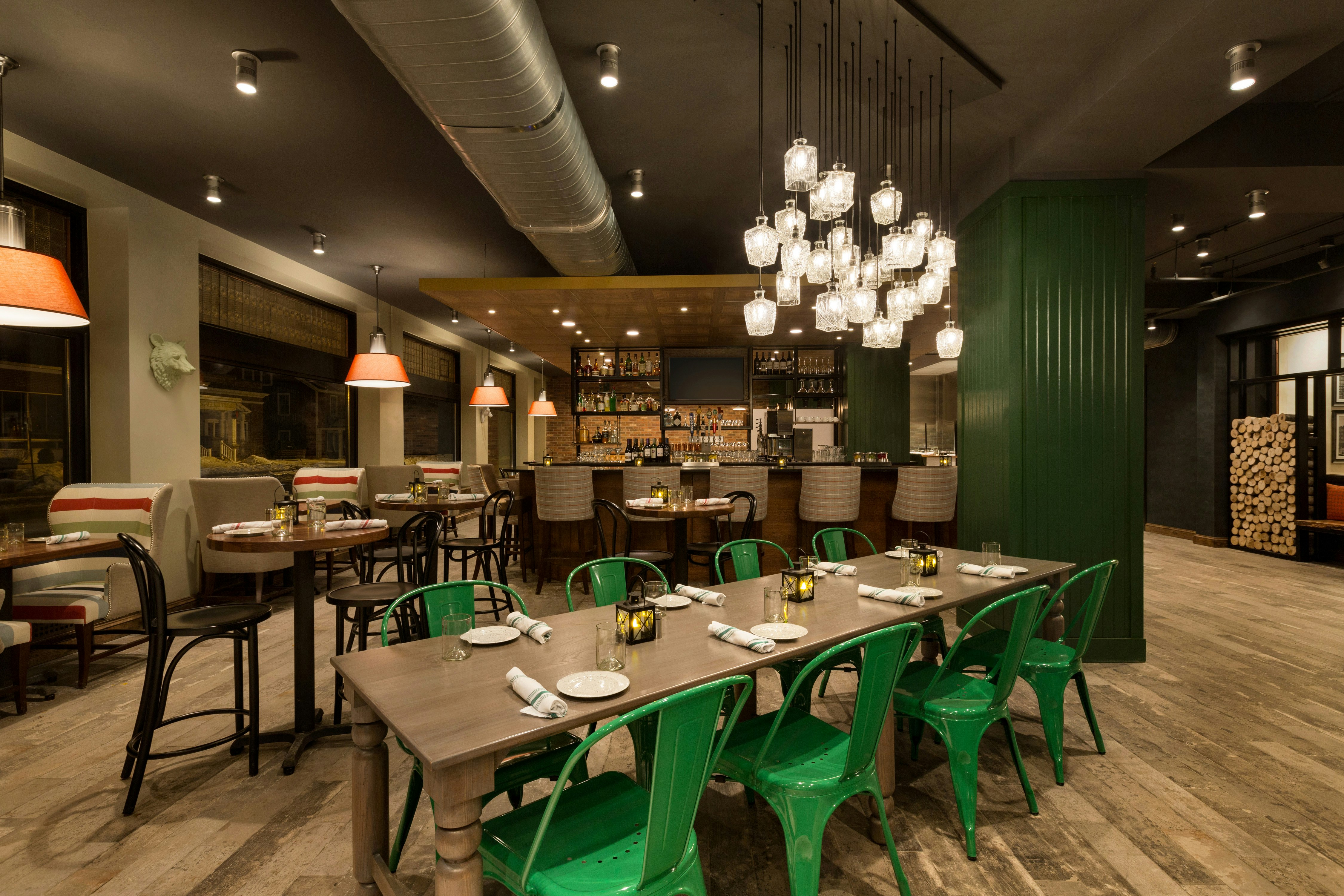Hotel Saranac Curio Collection By Hilton 49/63