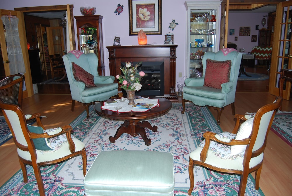Berry Patch Bed and Breakfast 30/50