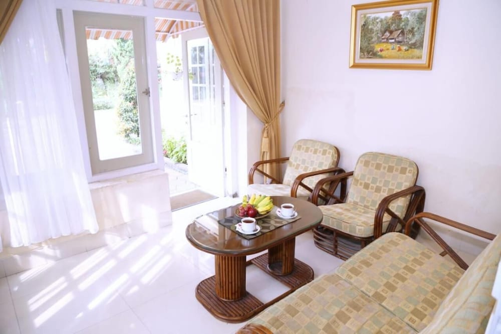 Hotel Indah Palace Tawangmangu 23/48
